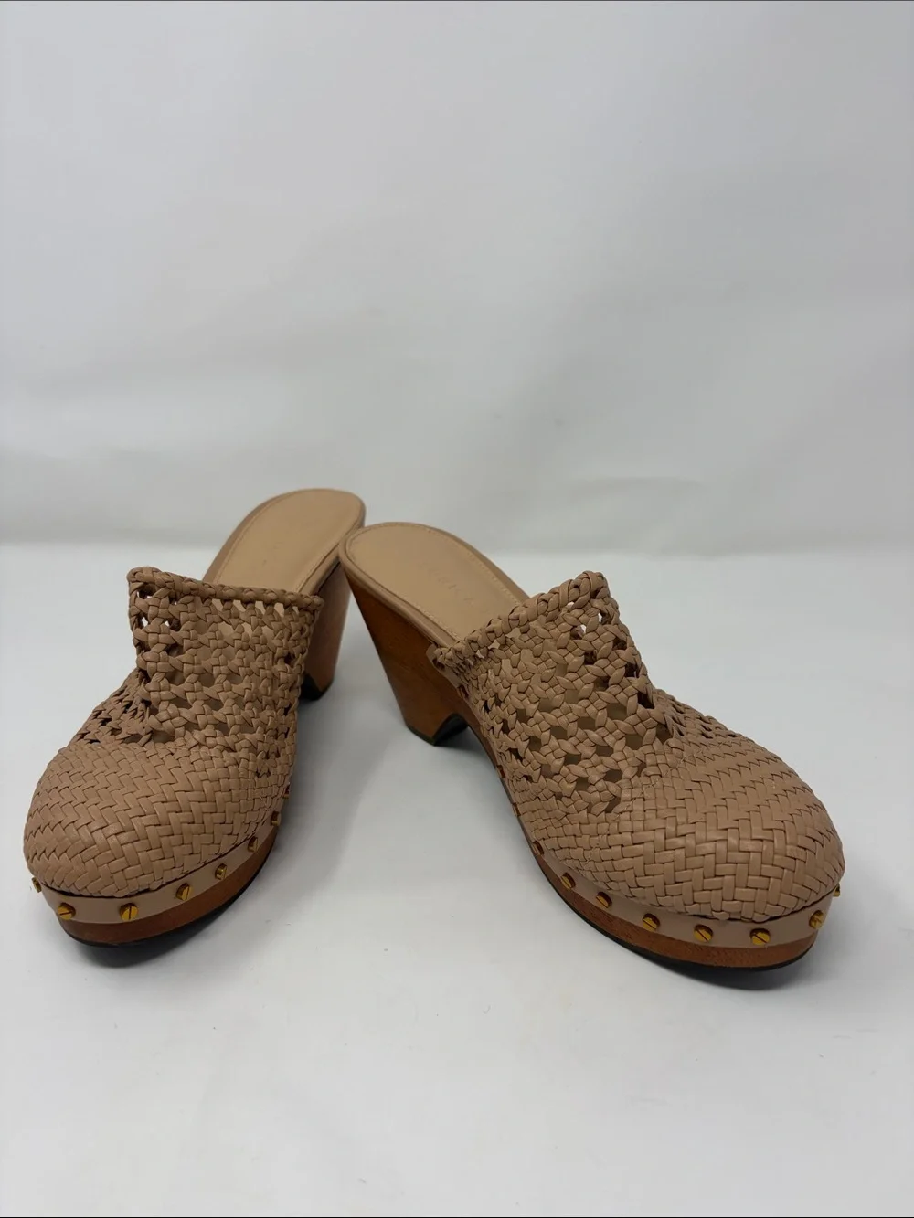 Veronica Beard Woven Tan Leather Clog Mules Size 6.5 Excellent Condition